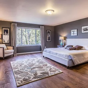 4* Hotel Bellwood Near Airport